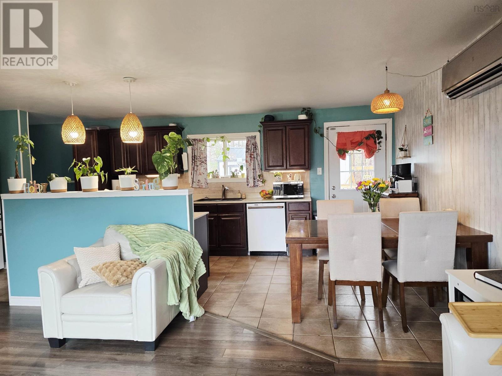 Property 12 of 45 of 42 Eleventh Street