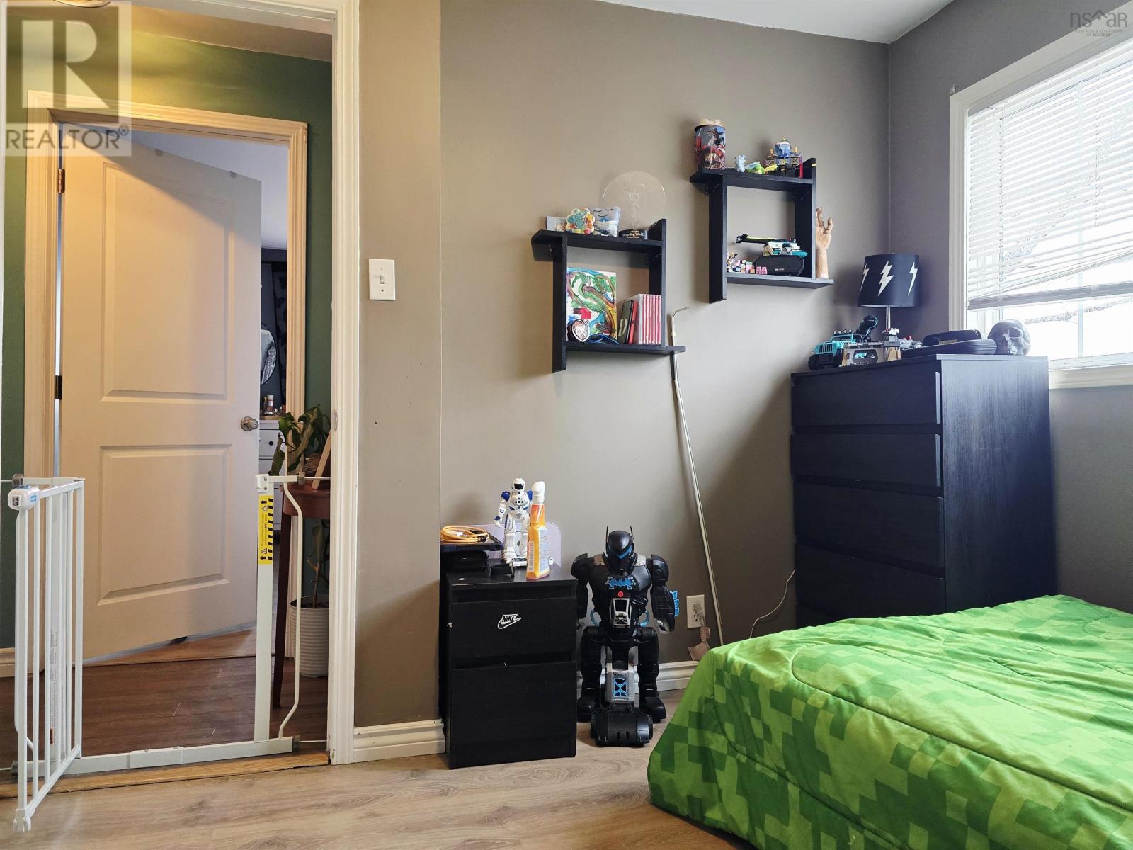 Property 33 of 45 of 42 Eleventh Street