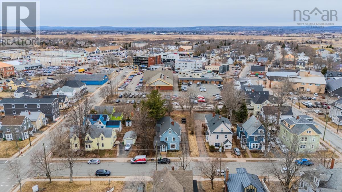 Property 7 of 10 of 43 DUKE Street