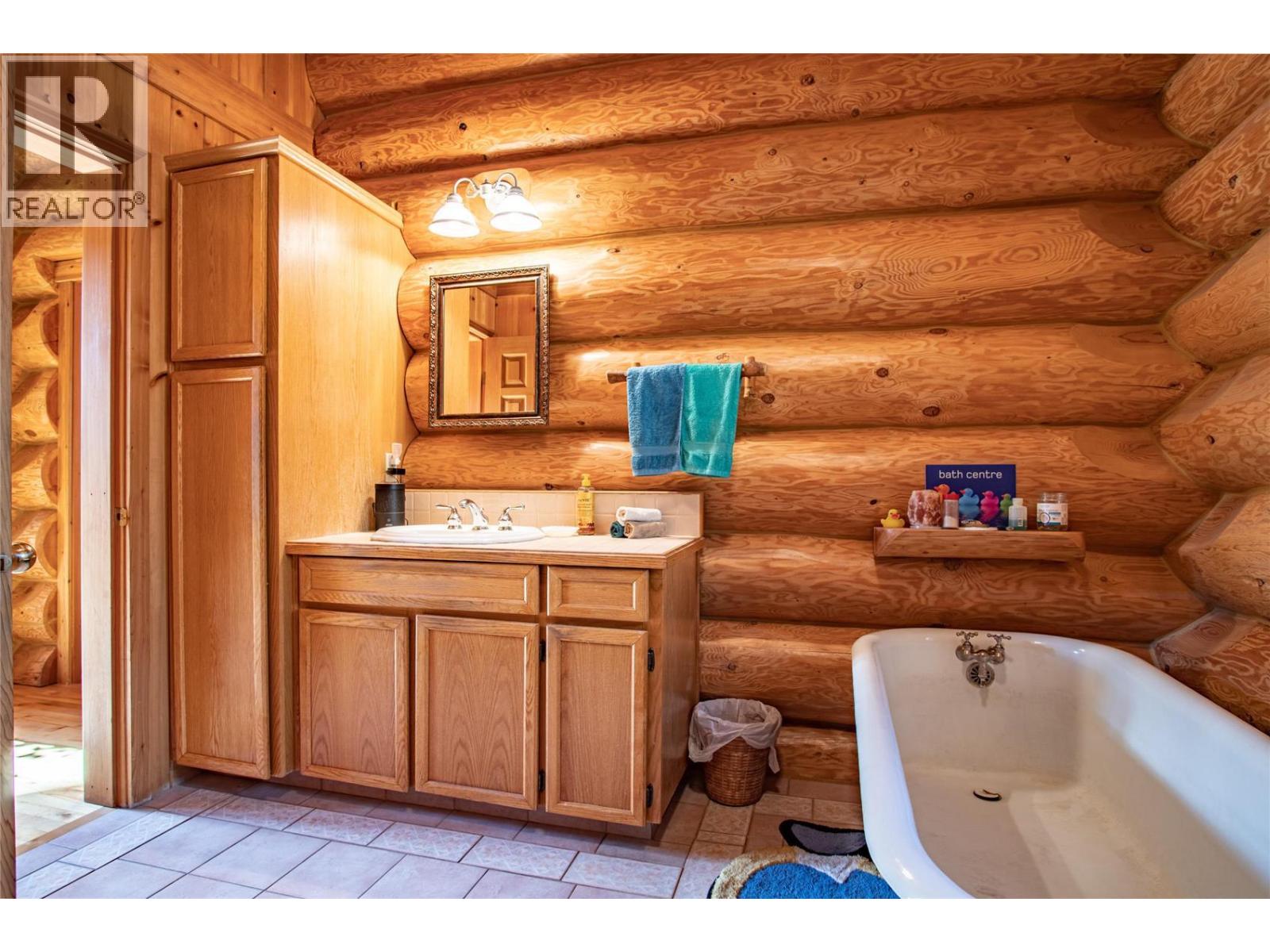 20 Valeview Road, Lumby