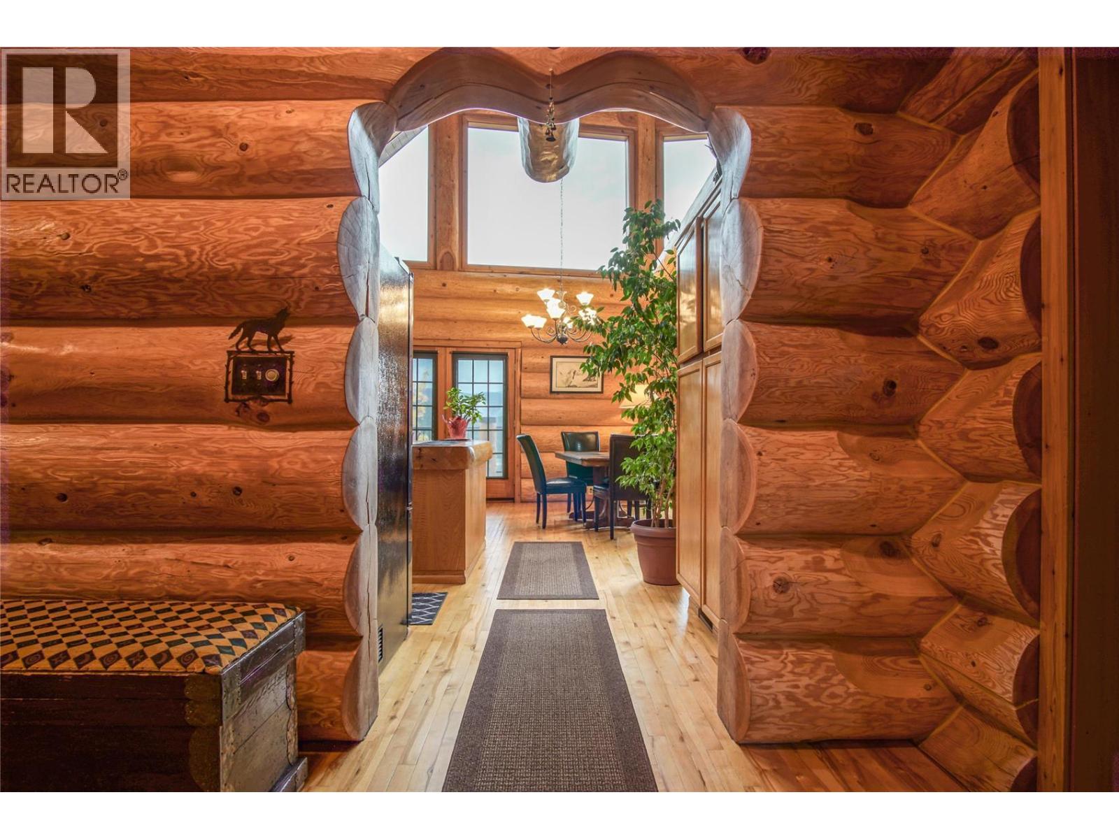 20 Valeview Road, Lumby