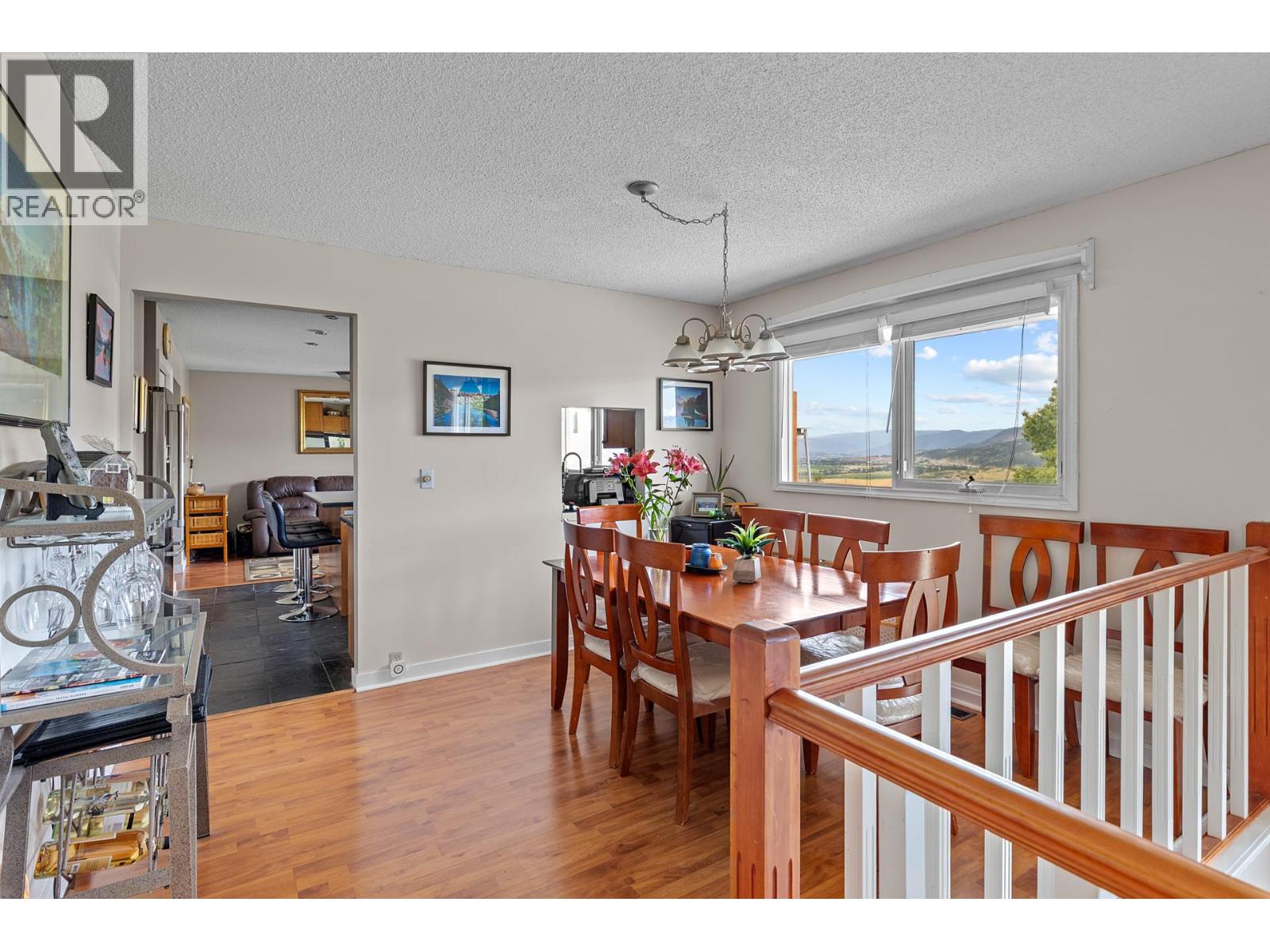 136 Stepping Stones Crescent, Spallumcheen