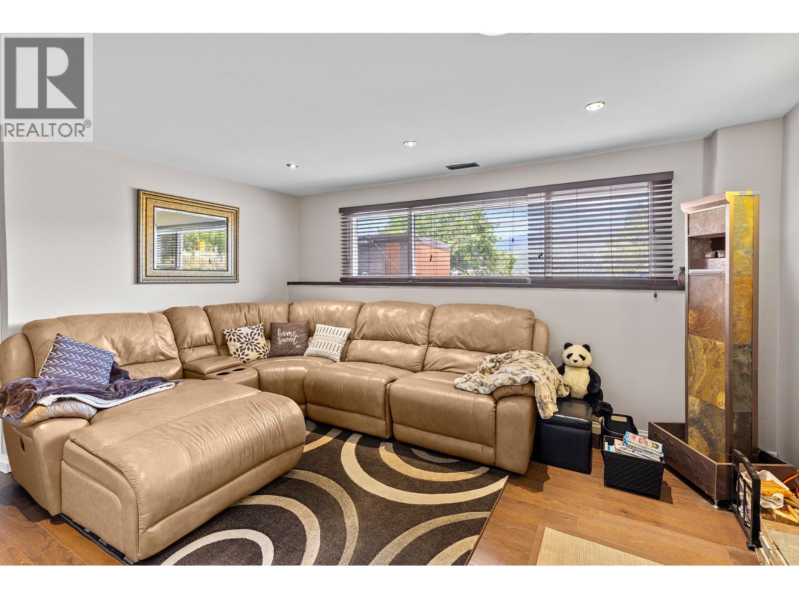 136 Stepping Stones Crescent, Spallumcheen