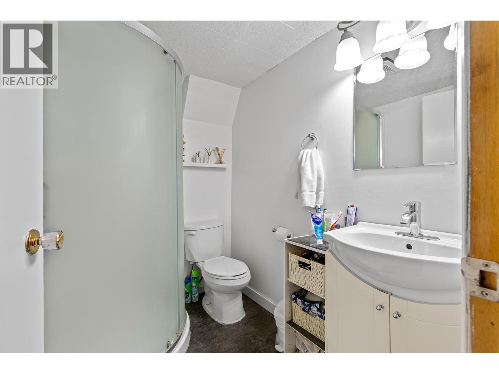 136 Stepping Stones Crescent, Spallumcheen