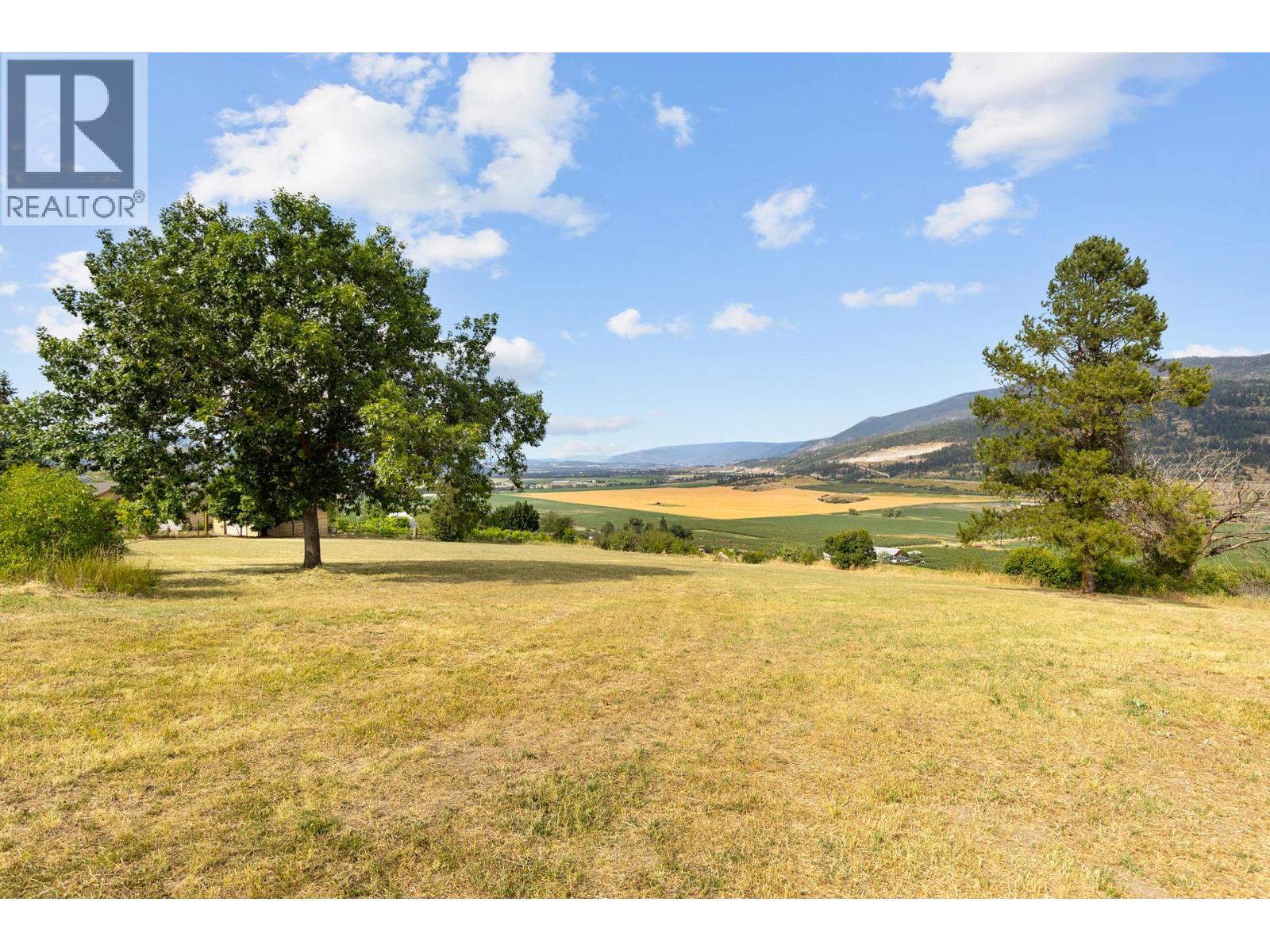 136 Stepping Stones Crescent, Spallumcheen