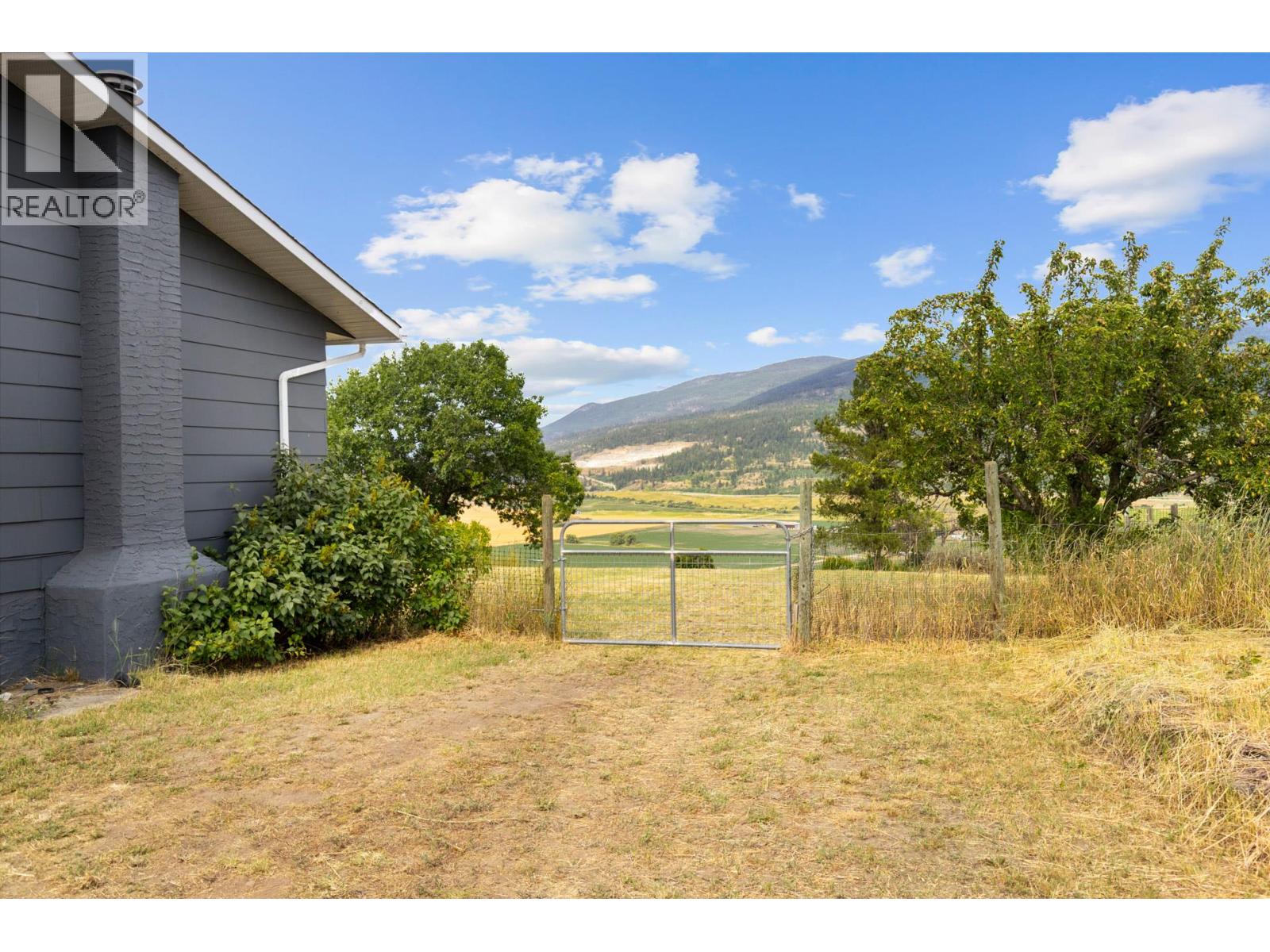 136 Stepping Stones Crescent, Spallumcheen