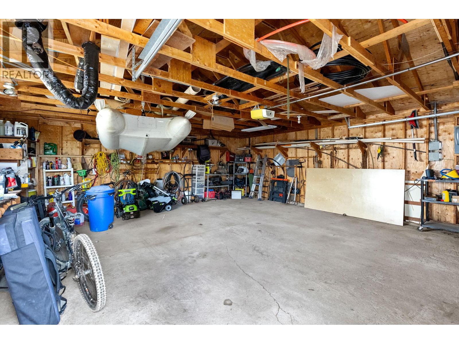 136 Stepping Stones Crescent, Spallumcheen