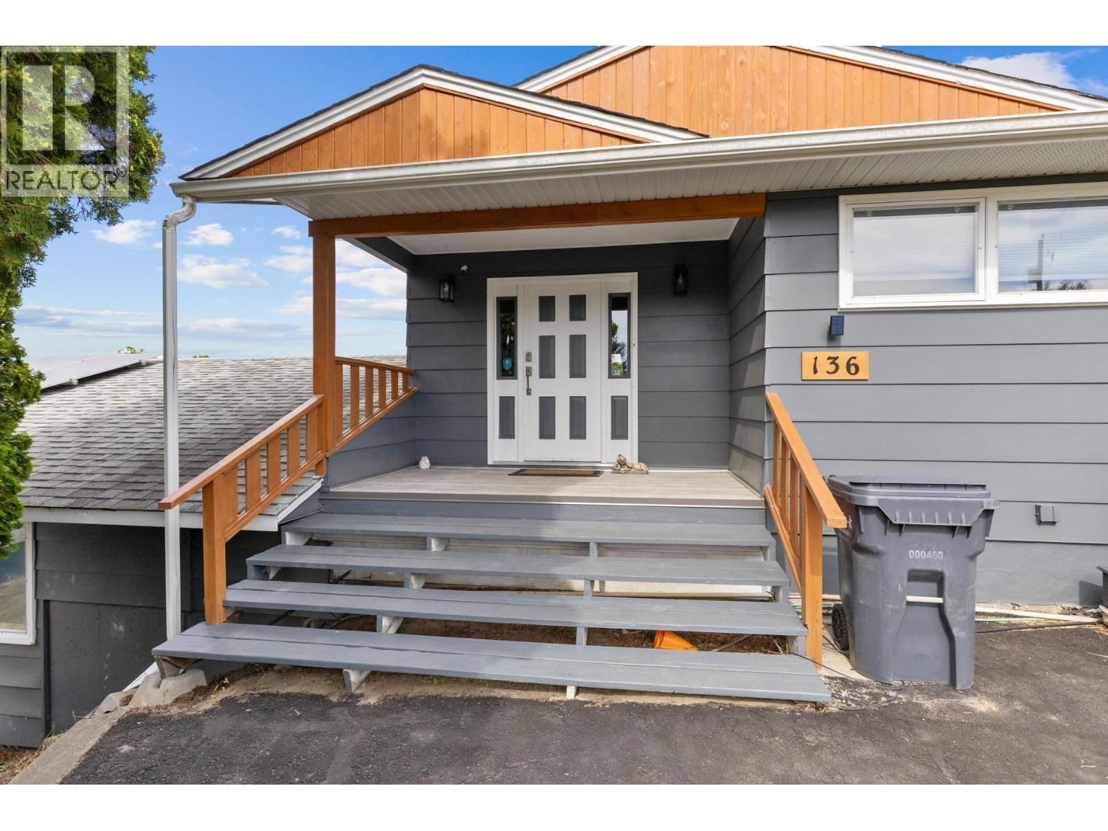 136 Stepping Stones Crescent, Spallumcheen