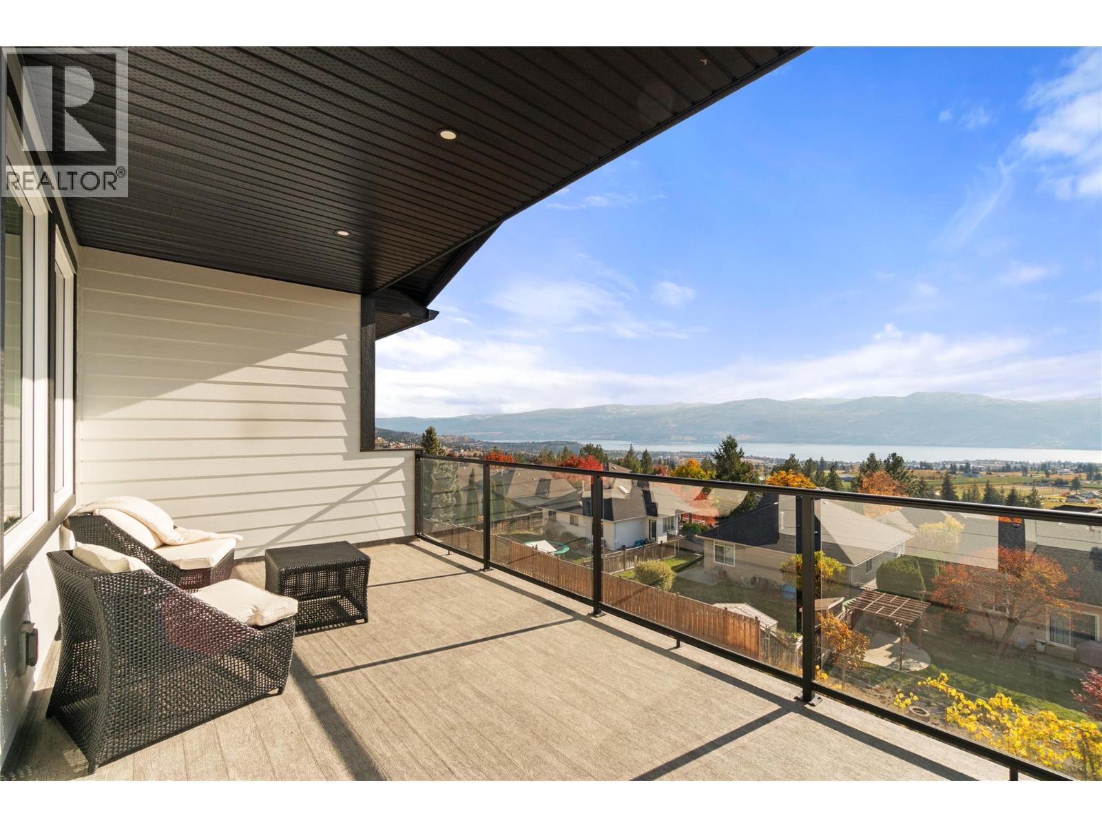 2827 Copper Ridge Drive, West Kelowna