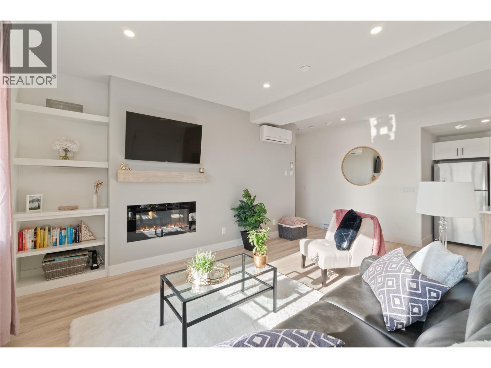 2827 Copper Ridge Drive, West Kelowna