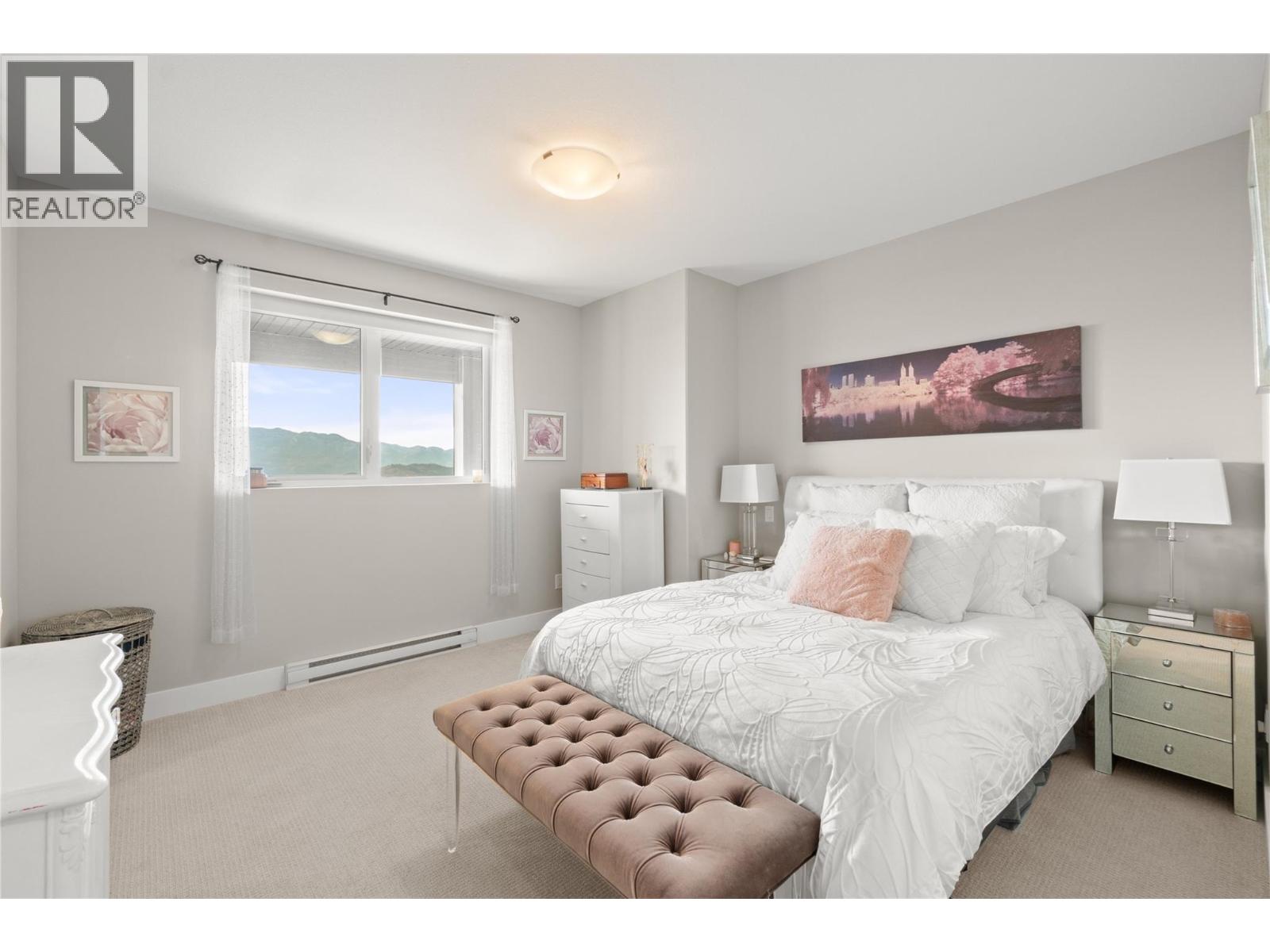 2827 Copper Ridge Drive, West Kelowna