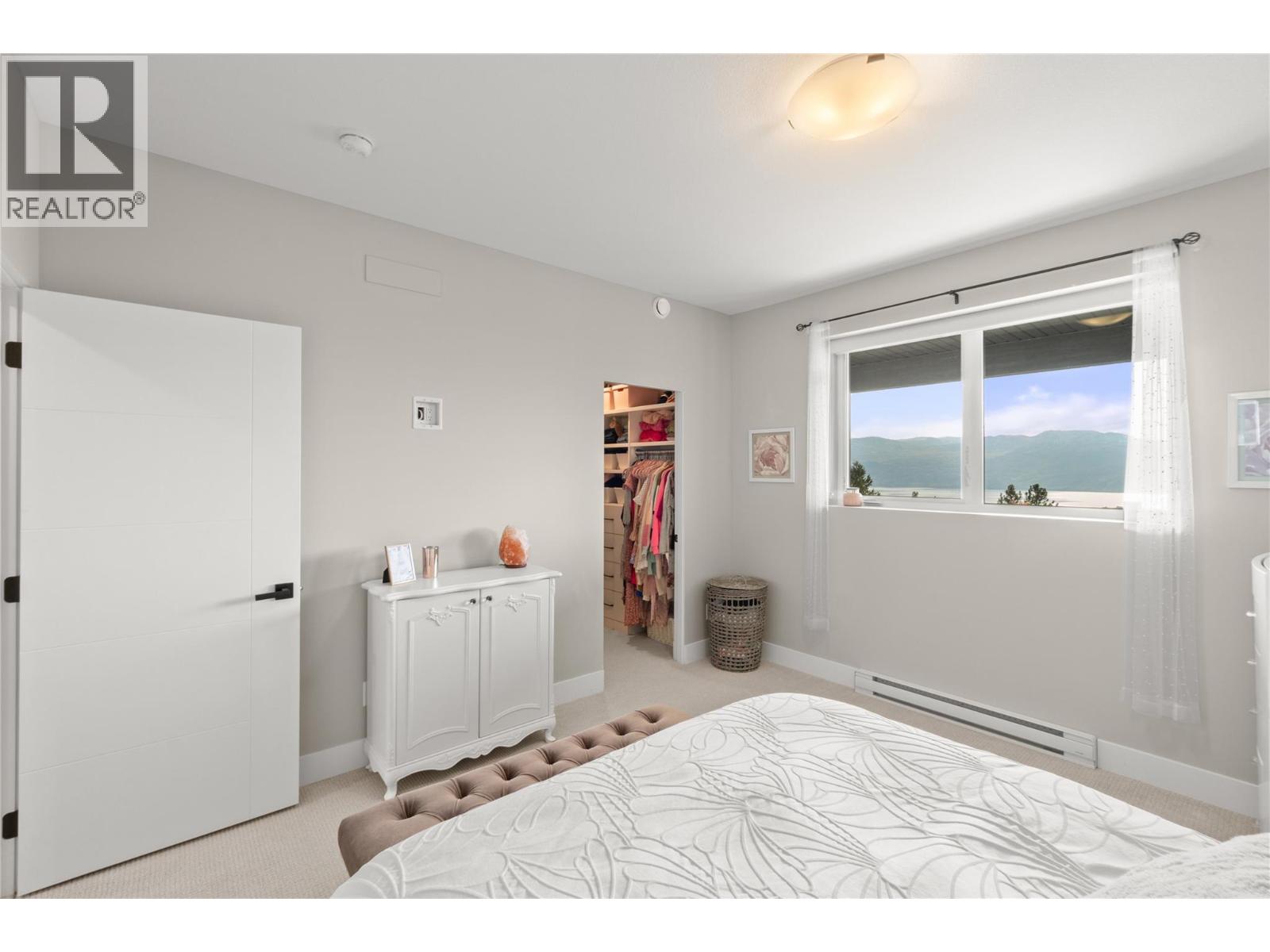 2827 Copper Ridge Drive, West Kelowna