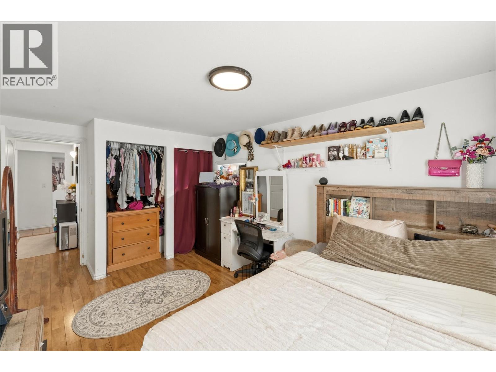 410 10TH Avenue, Keremeos