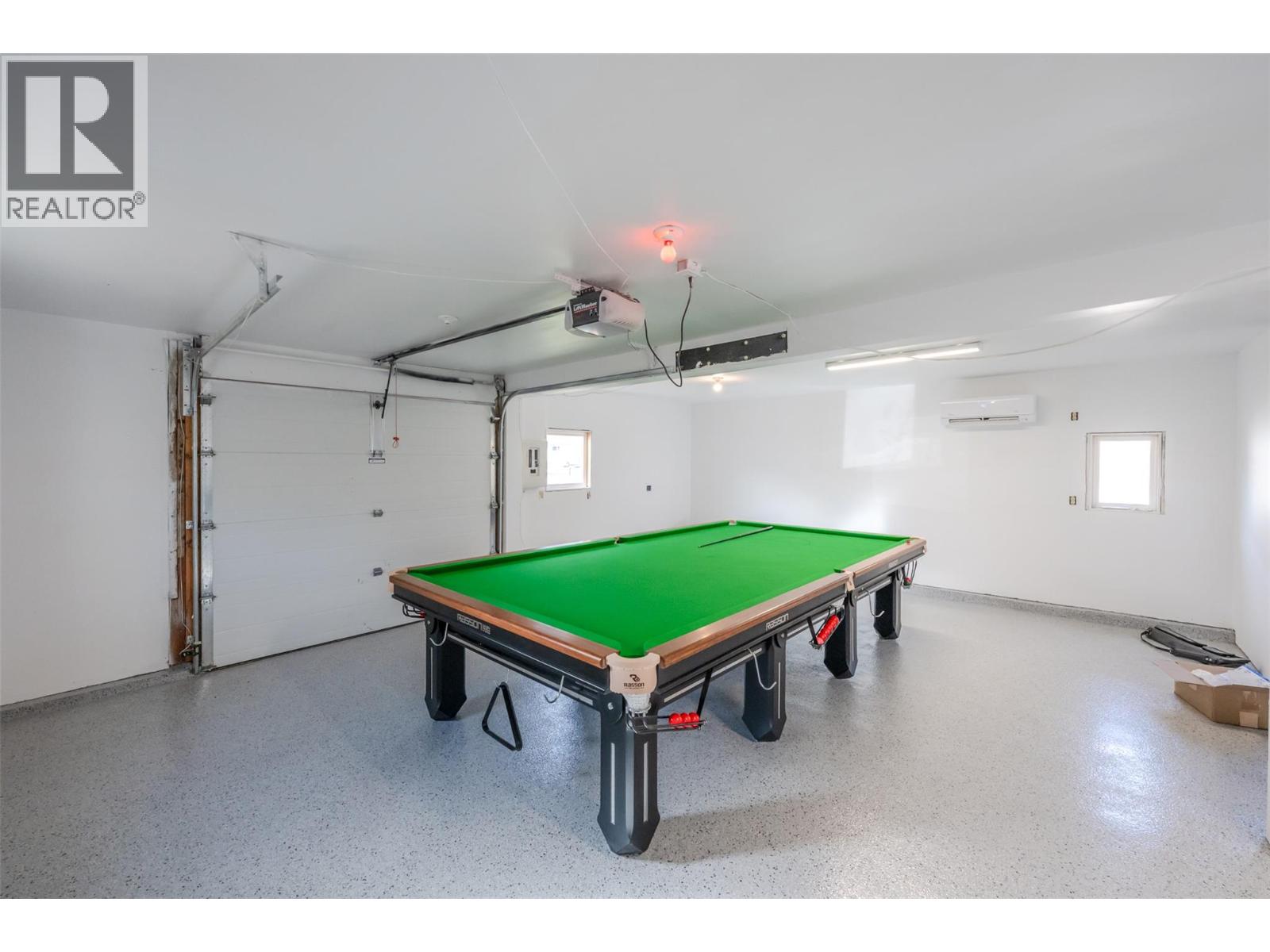 410 10TH Avenue, Keremeos