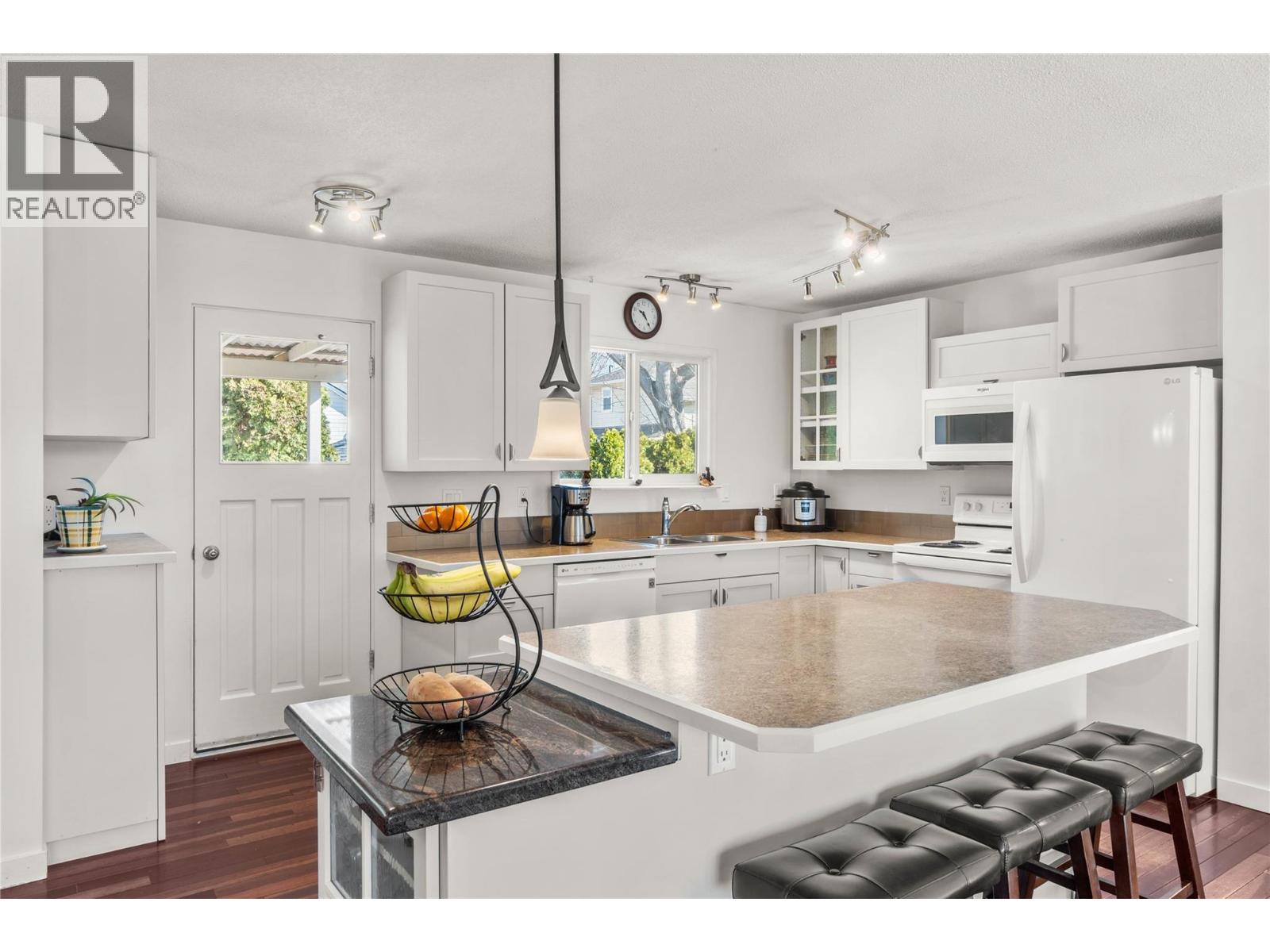 612 GORDONEL Road, Kamloops