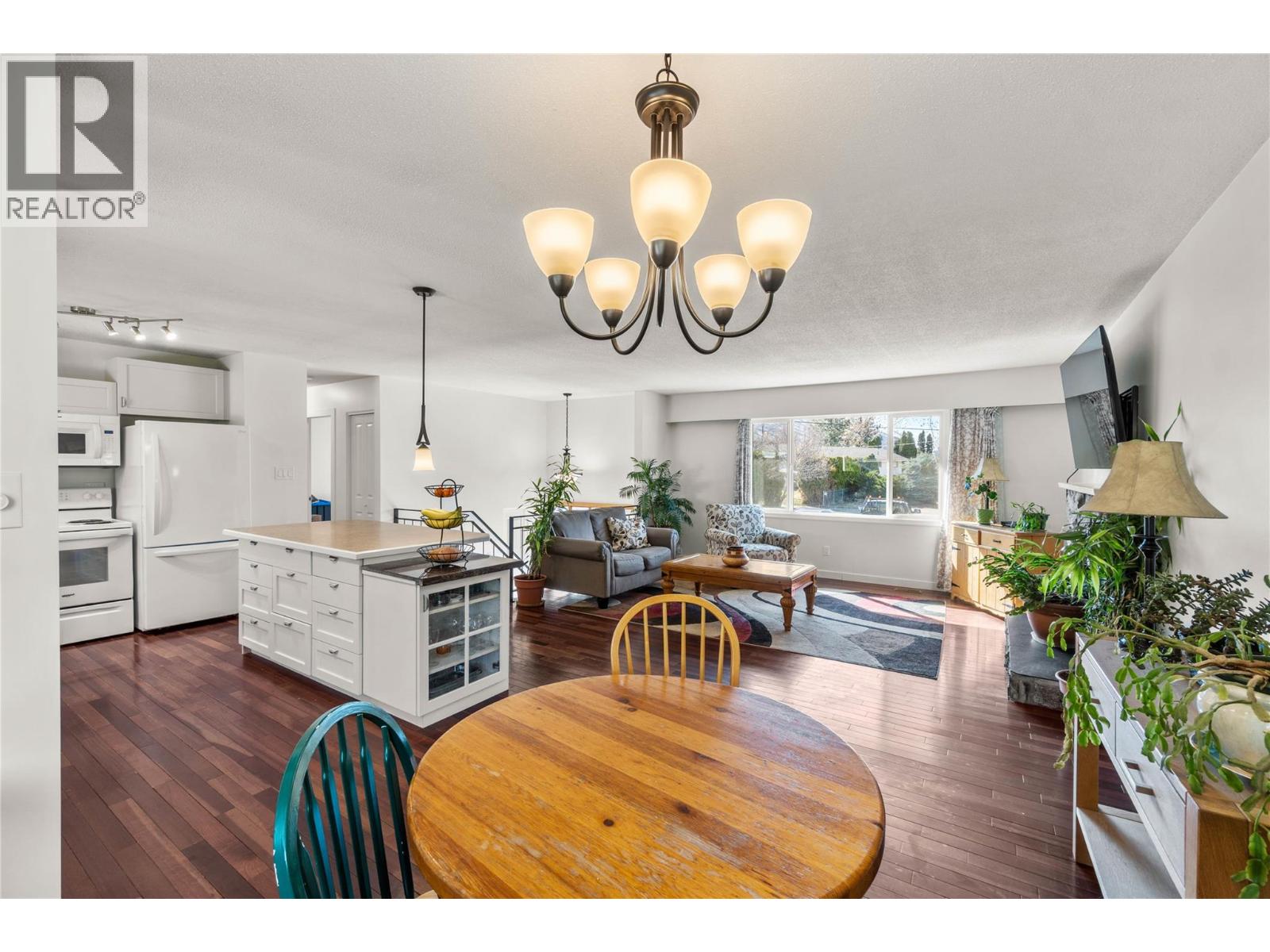 612 GORDONEL Road, Kamloops