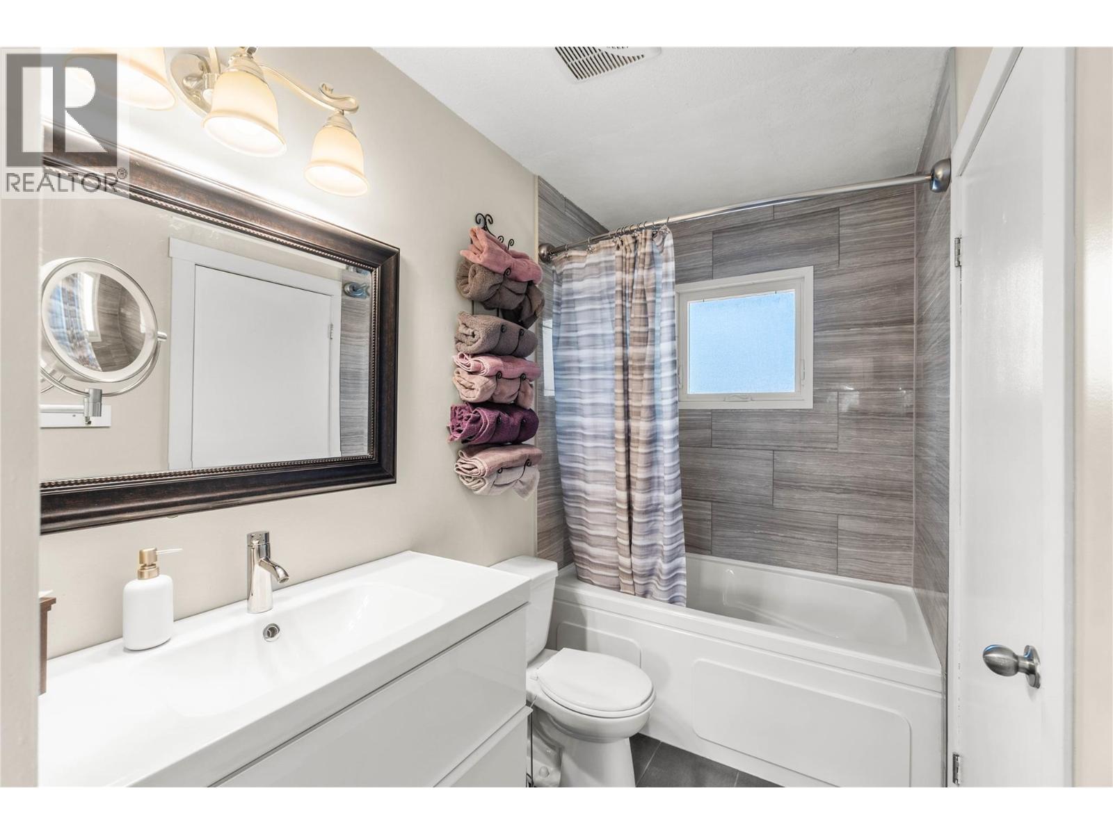 612 GORDONEL Road, Kamloops