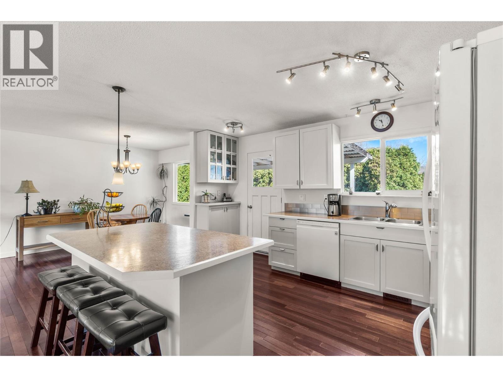 612 GORDONEL Road, Kamloops