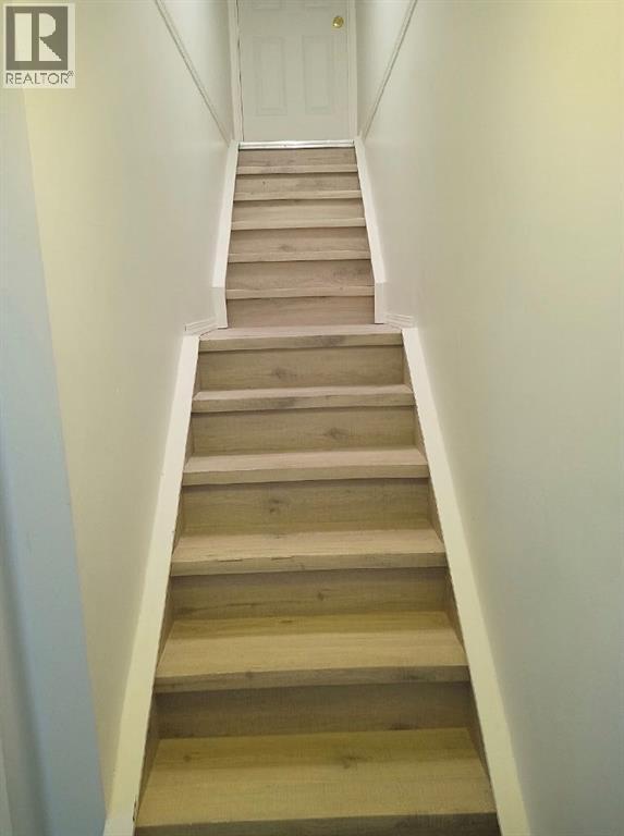 Single Family House for Sale in  Tuscany Valley Drive NW Tuscany Calgary 