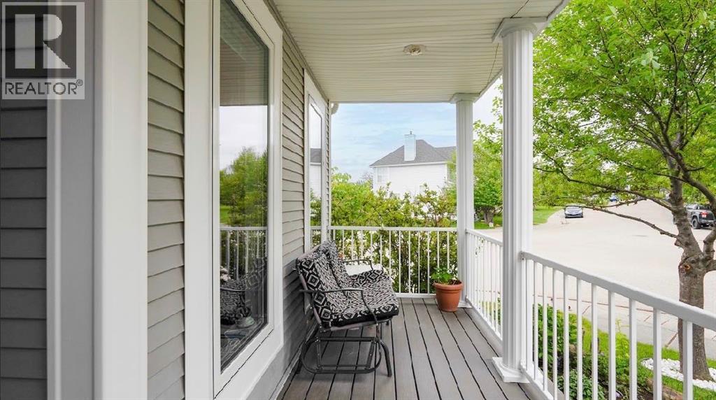 Single Family House for Sale in  Tuscany Valley Drive NW Tuscany Calgary 