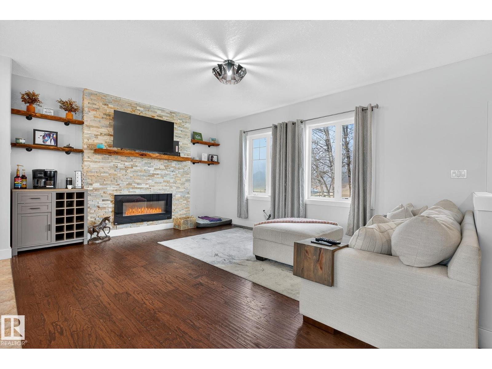 55108 RGE ROAD 15 - 28