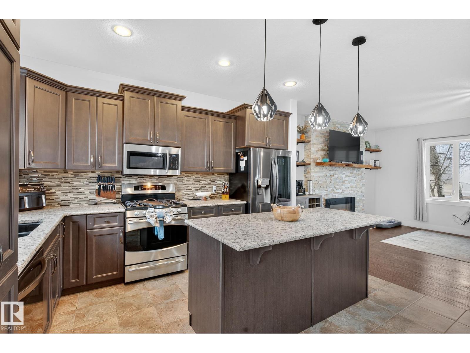 55108 RGE ROAD 15 - 33