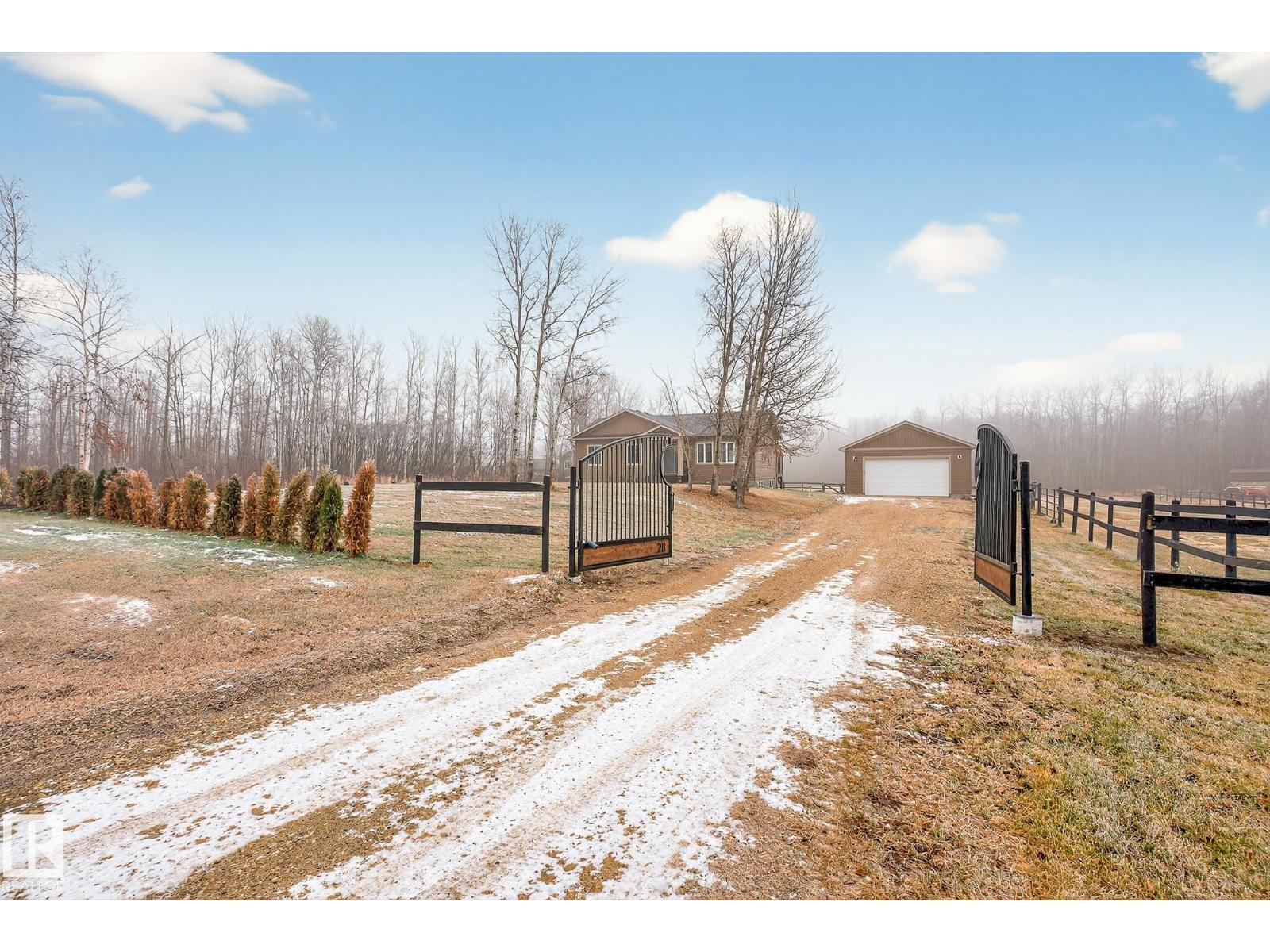 55108 RGE ROAD 15 - 11