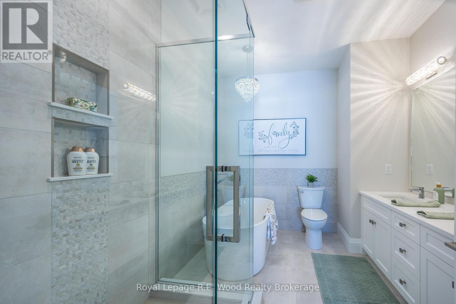 11 GREENHILL DRIVE - 24