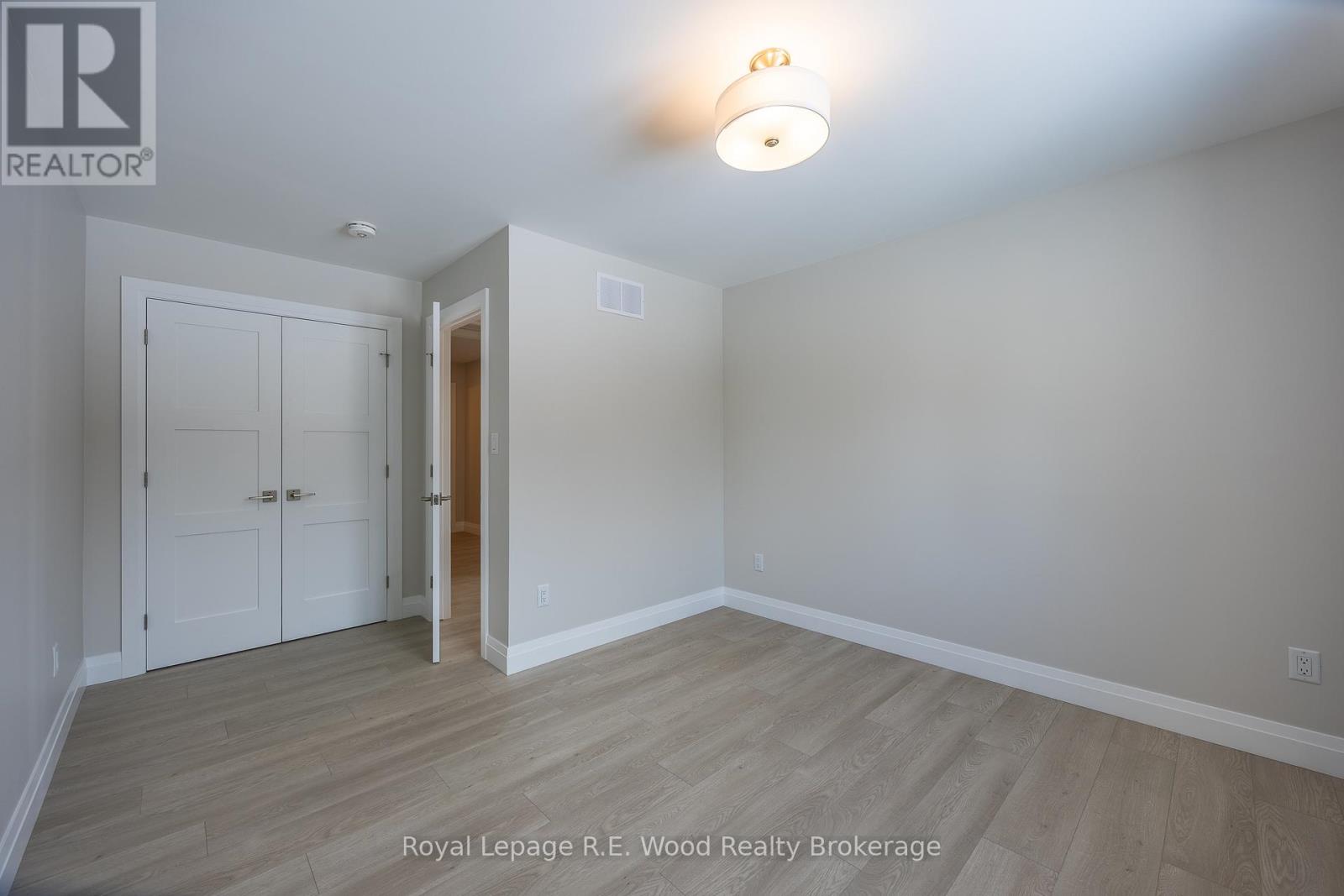 11 GREENHILL DRIVE - 30