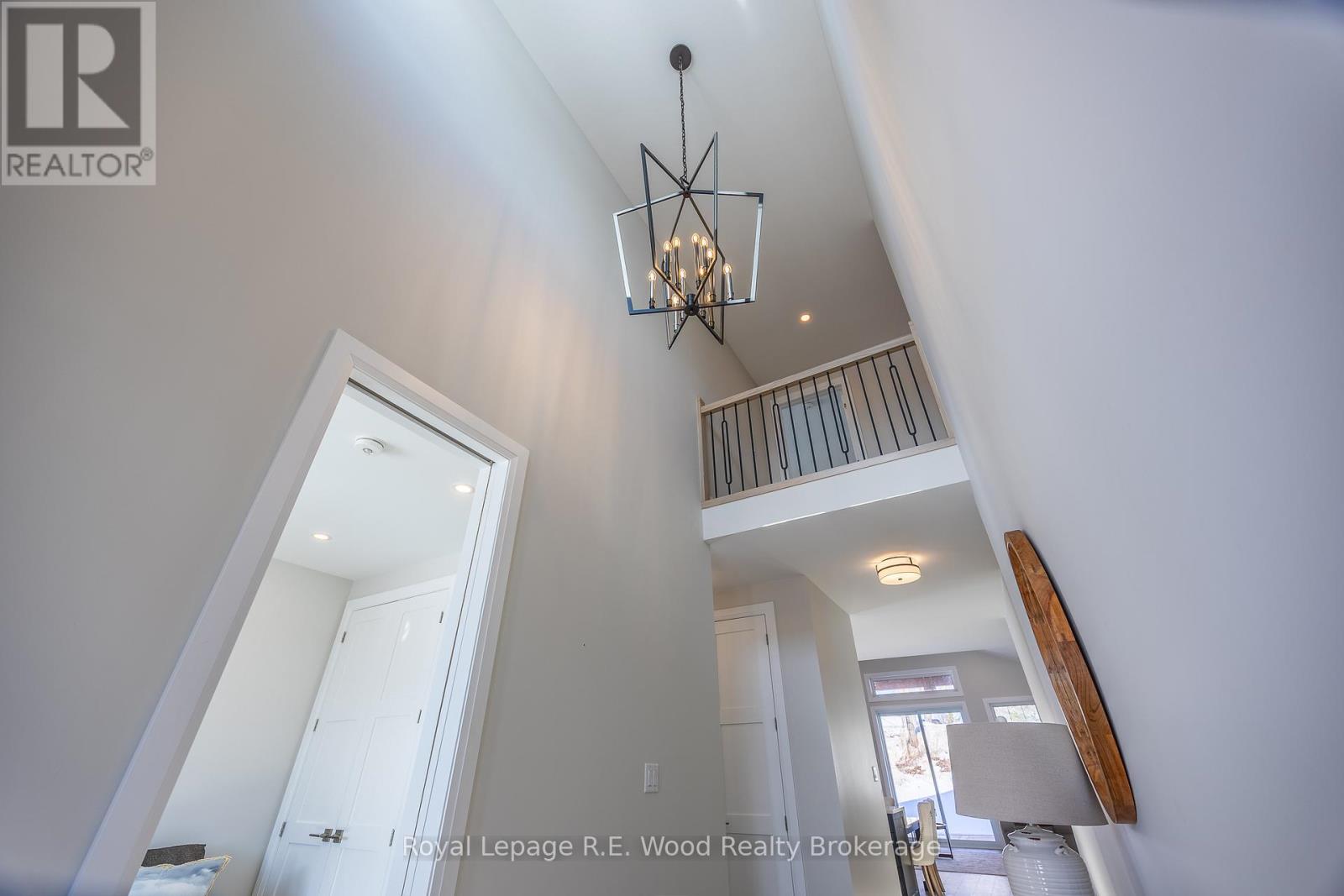 11 GREENHILL DRIVE - 4