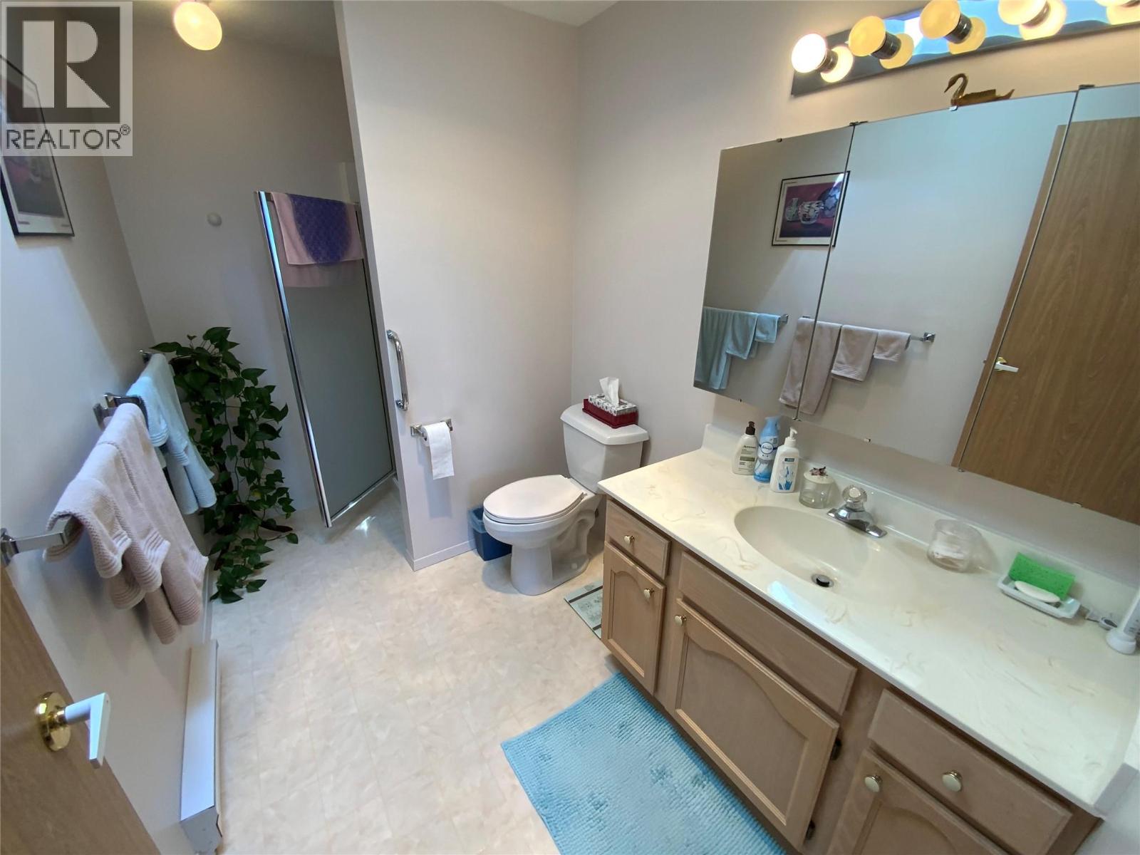 195 Warren Avenue Unit# 407, Penticton