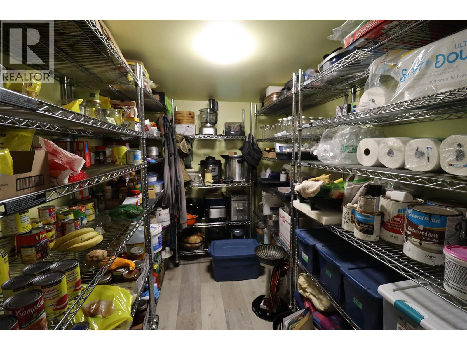 629 Gold Avenue S - 22