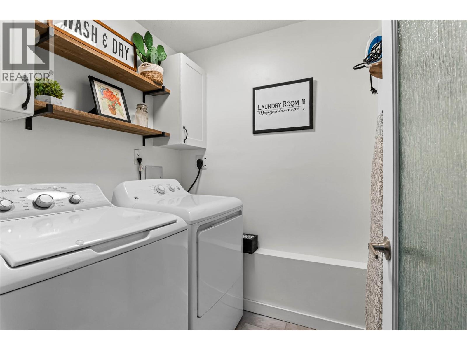 1683 SHERIDAN Drive, Kamloops