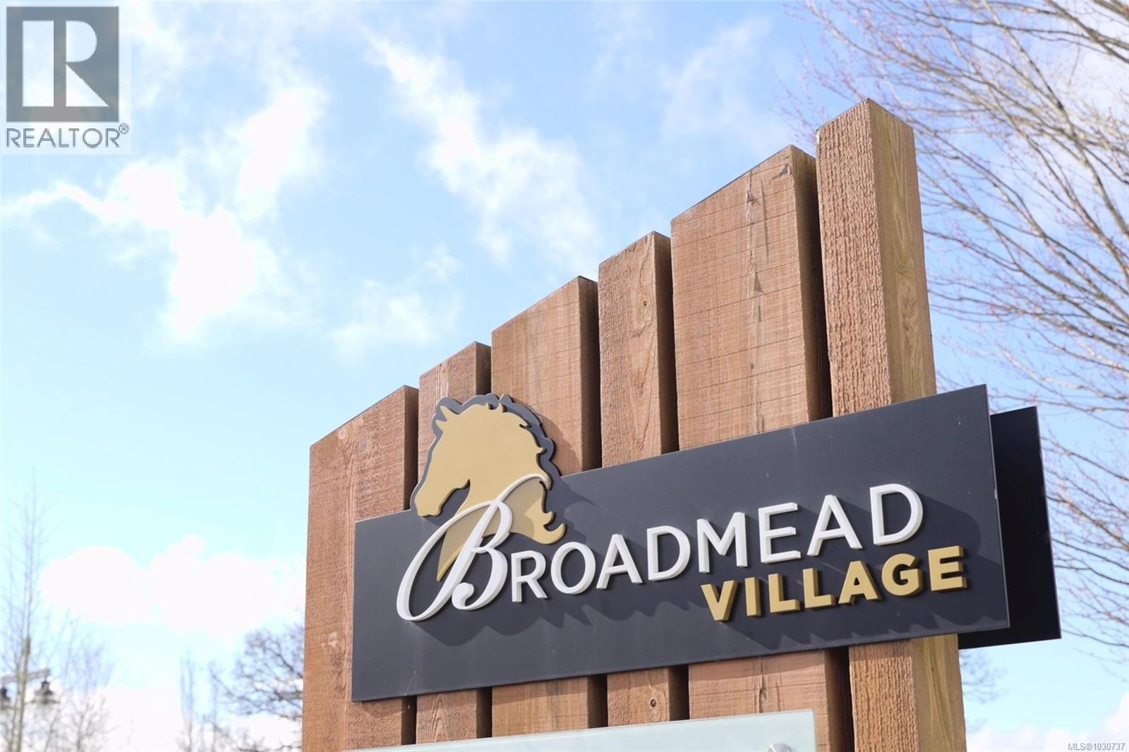 550B 4678 Elk Lake Drive, Saanich