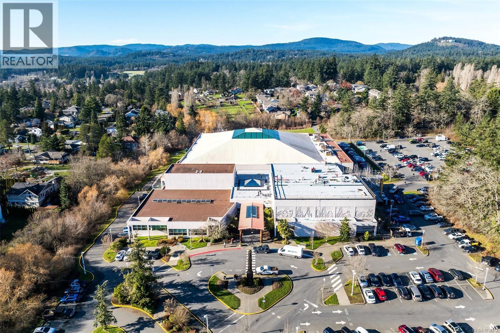 550B 4678 Elk Lake Drive, Saanich