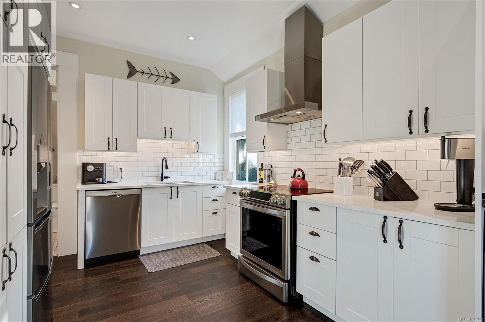  1141 Fort Street, Victoria