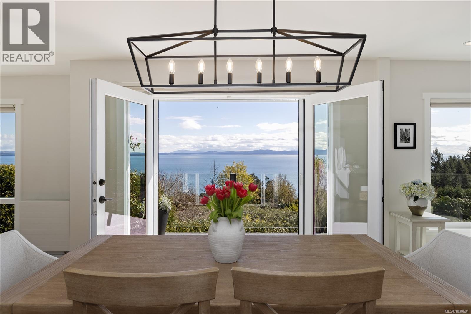  5011 Hilarie Place, Saanich