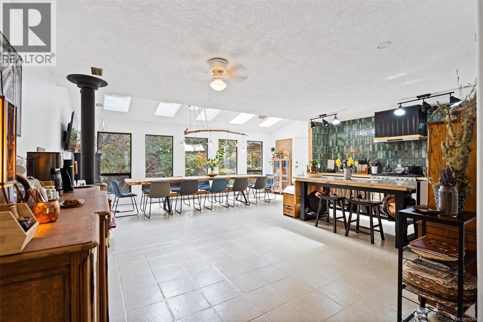  6907 Sellars Road, Sooke