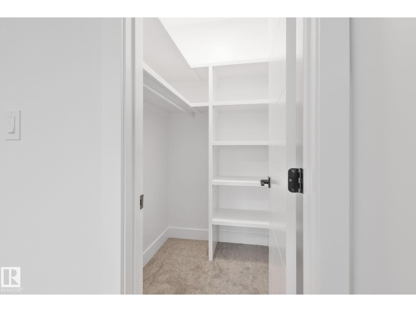 11036 128 ST NW, Edmonton