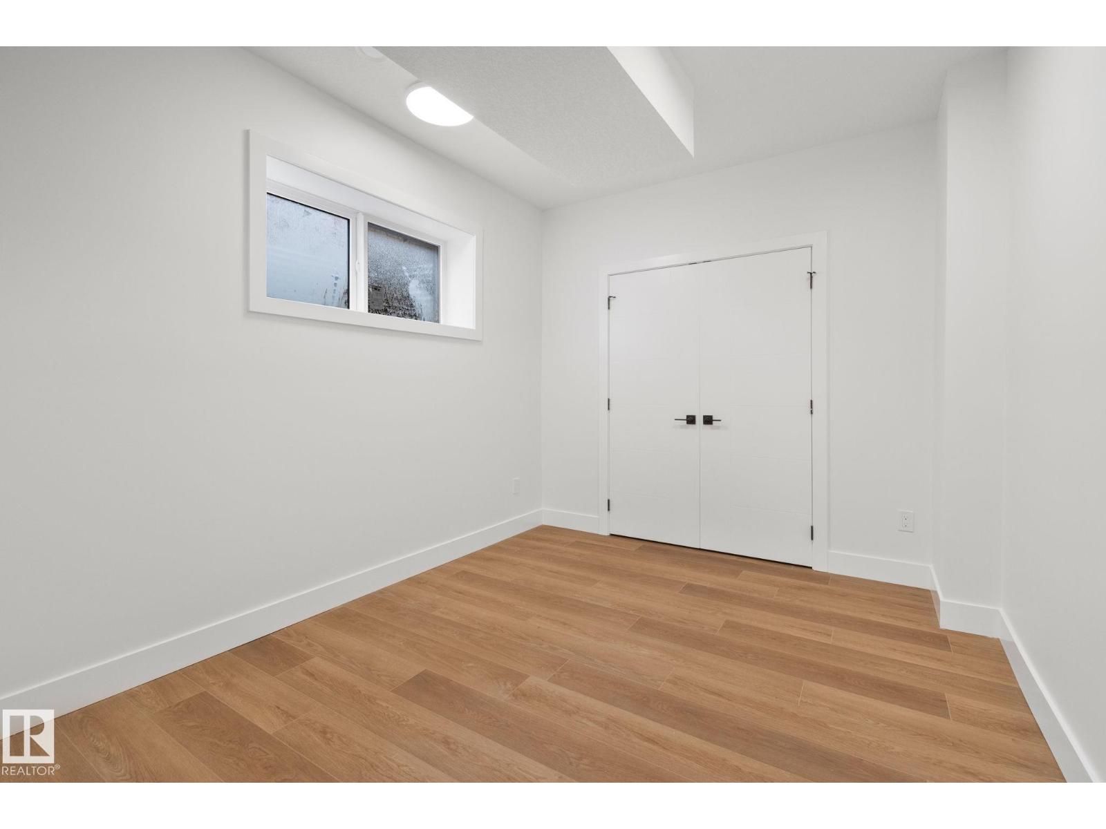 11036 128 ST NW, Edmonton