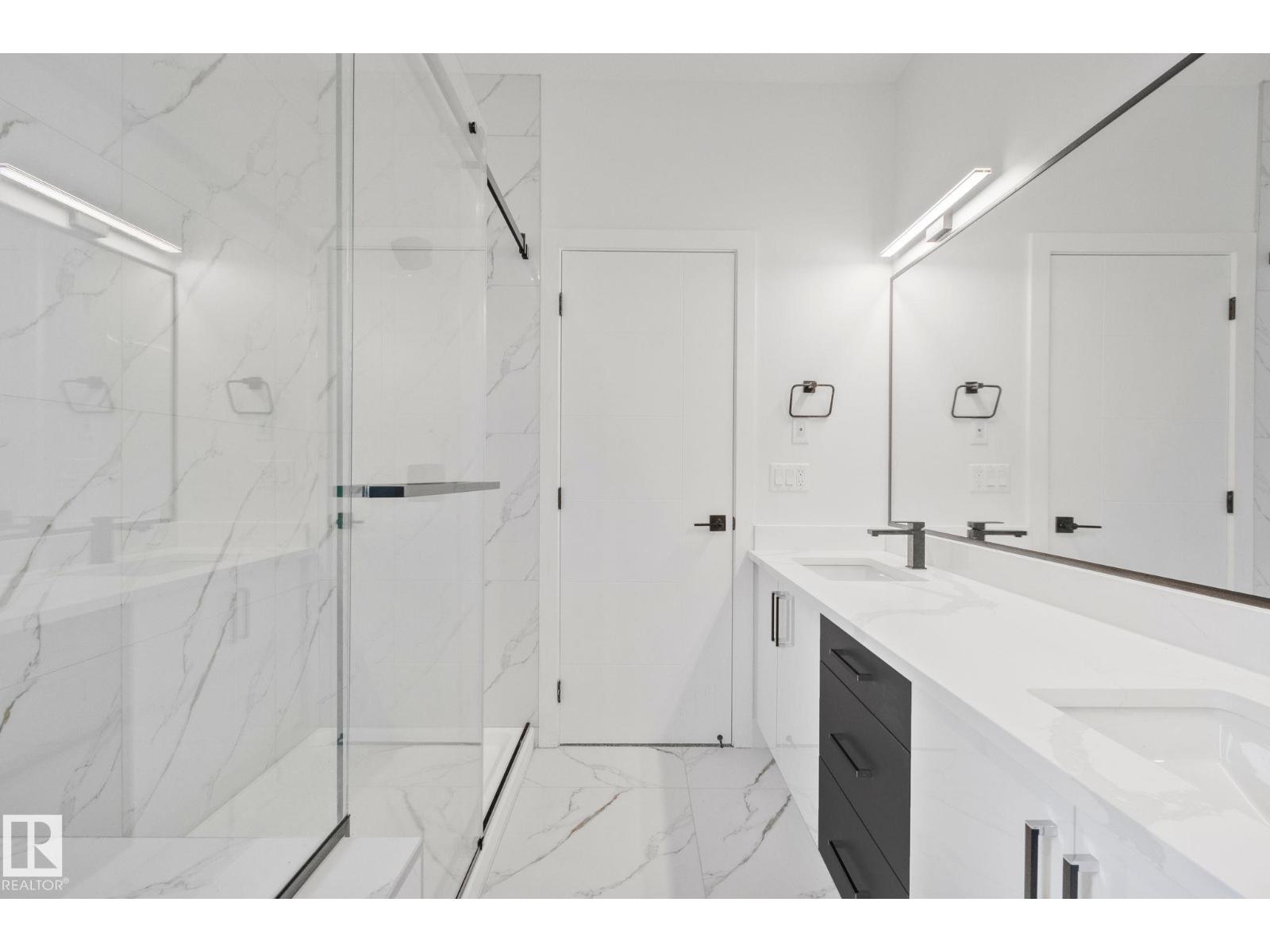 11036 128 ST NW, Edmonton