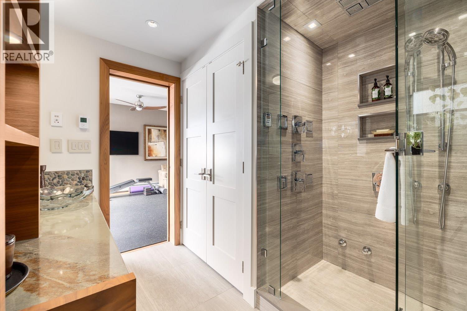 3240 W 1ST AVENUE, Vancouver