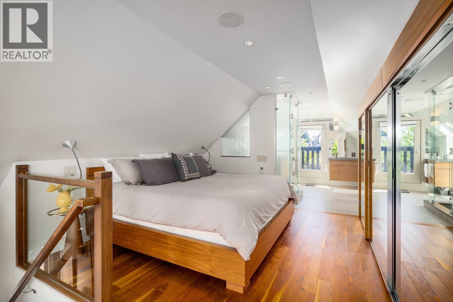 3240 W 1ST AVENUE, Vancouver