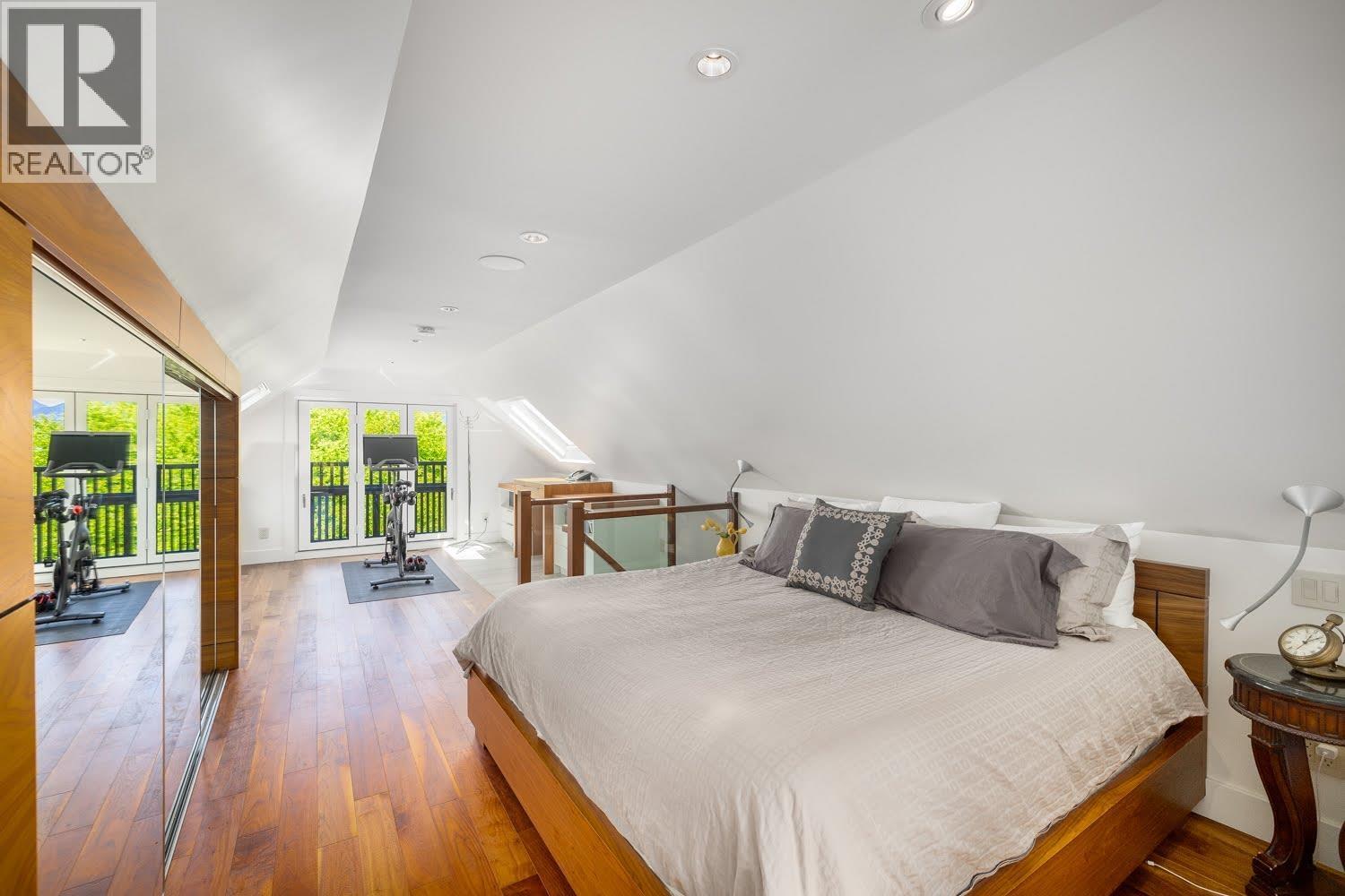 3240 W 1ST AVENUE, Vancouver