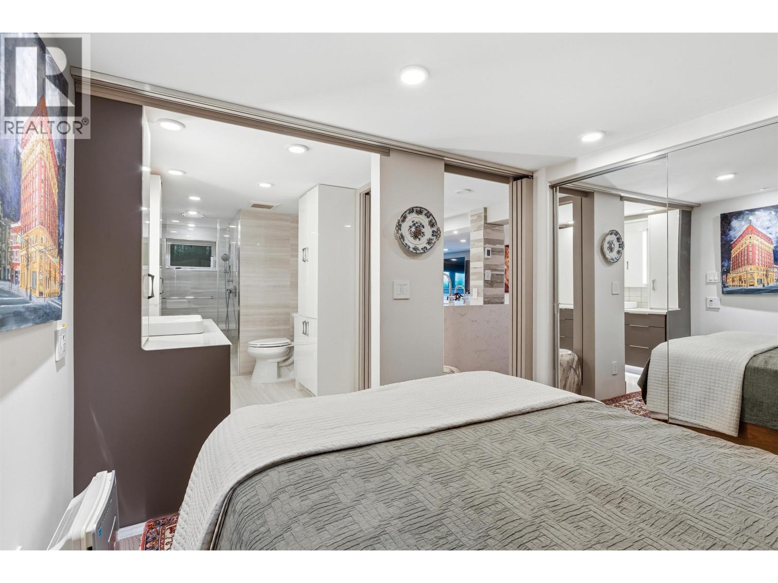 3240 W 1ST AVENUE, Vancouver