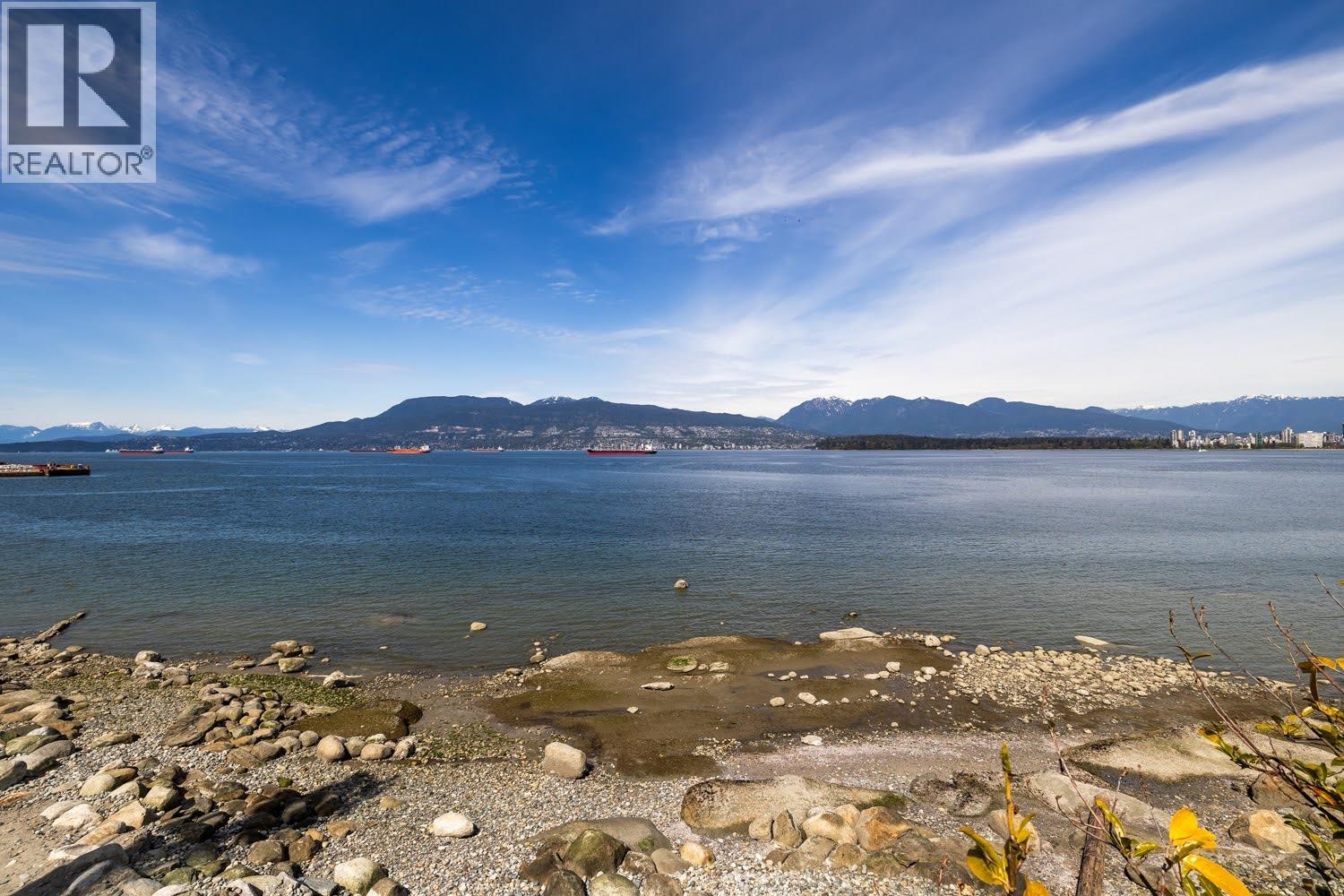 3240 W 1ST AVENUE, Vancouver