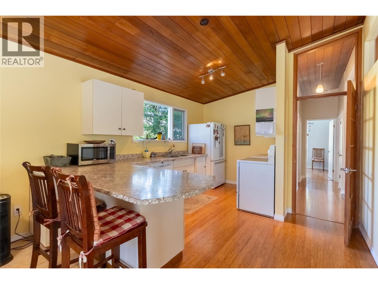 354 MACADAM Road, Kamloops