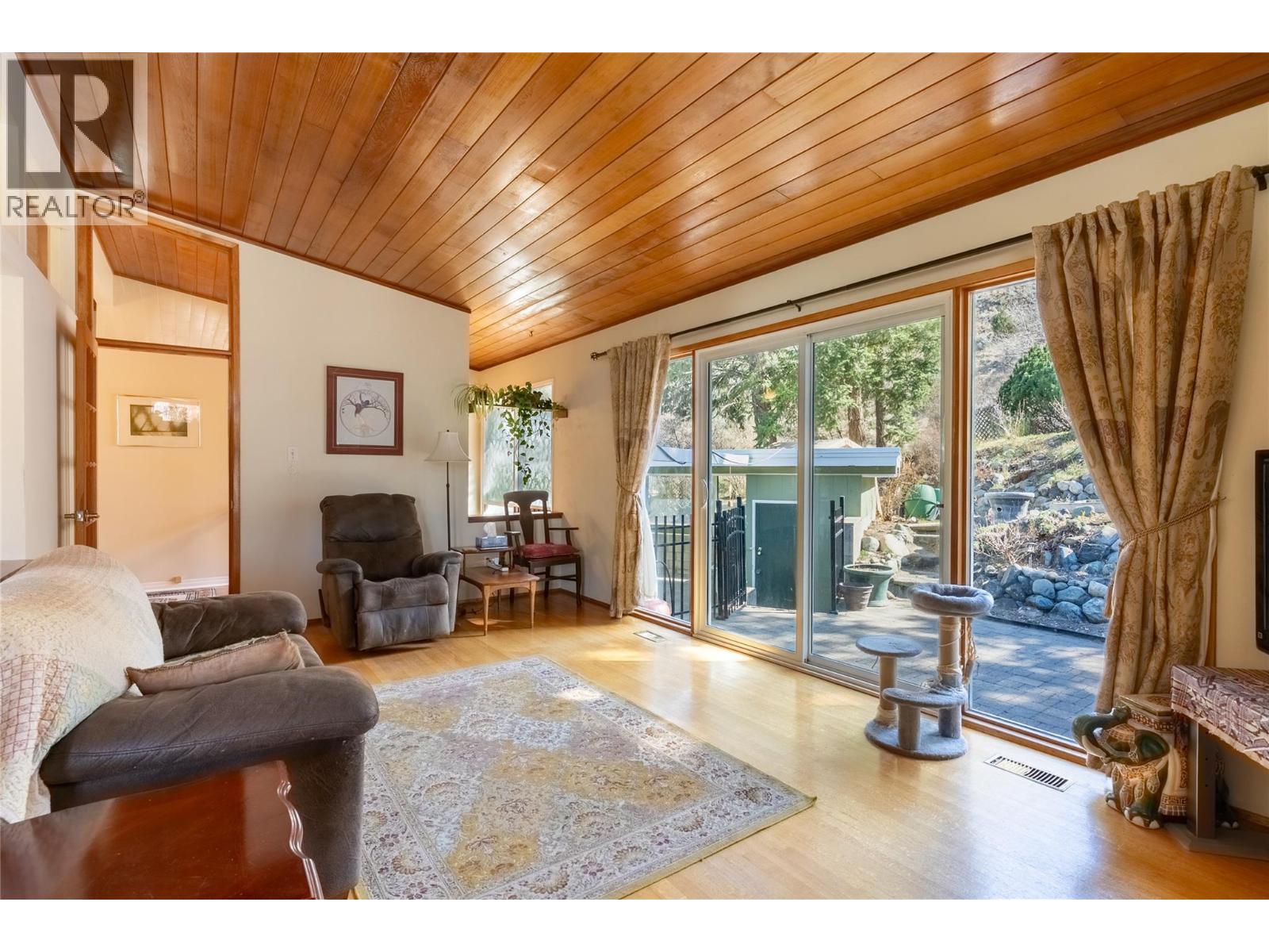 354 MACADAM Road, Kamloops