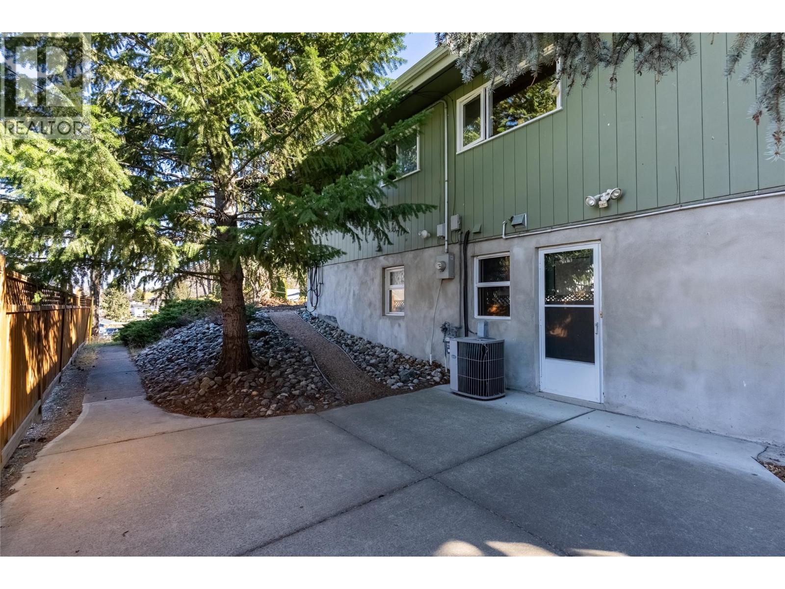 354 MACADAM Road, Kamloops