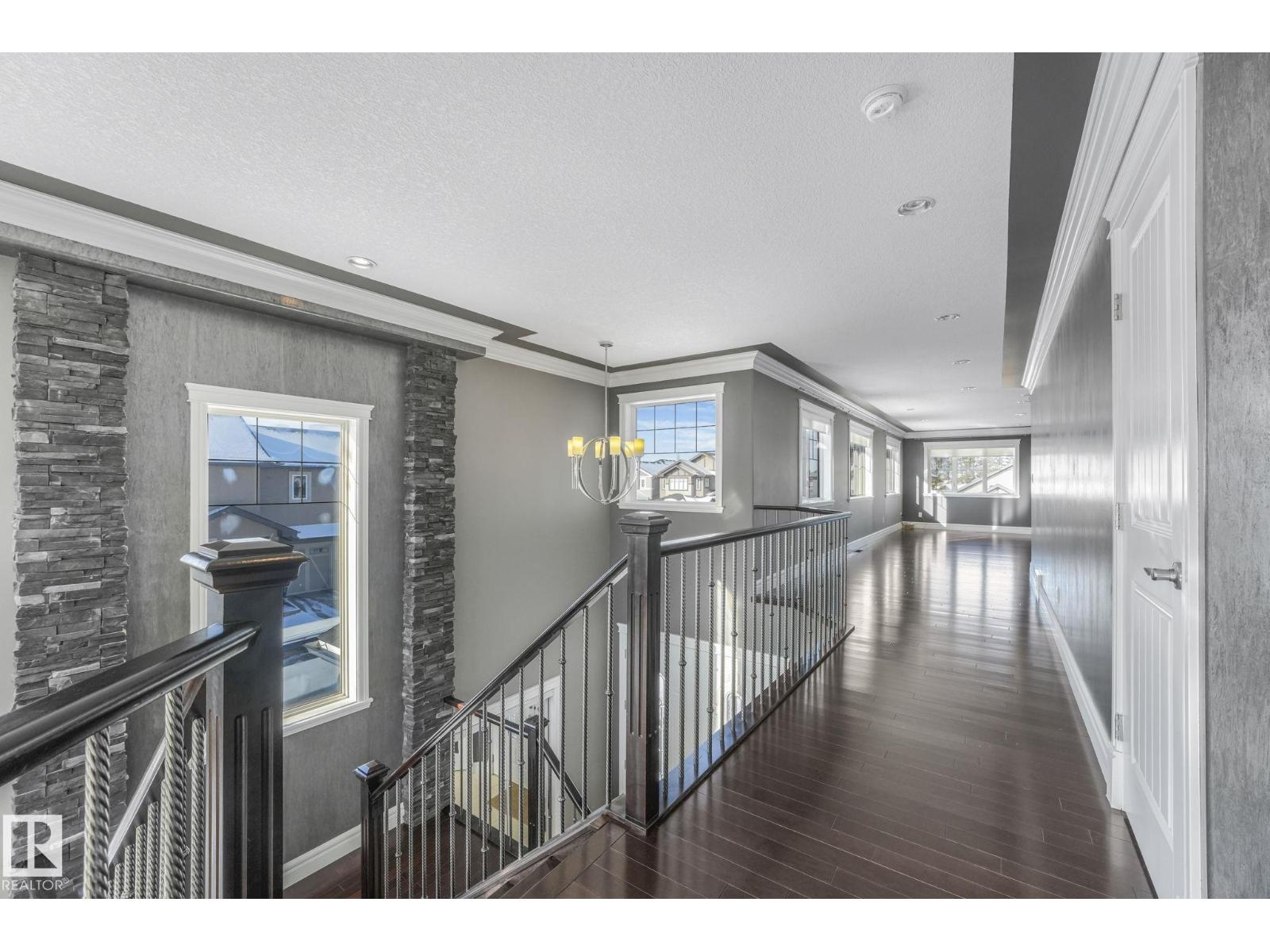 1360 CUNNINGHAM DR SW, Edmonton